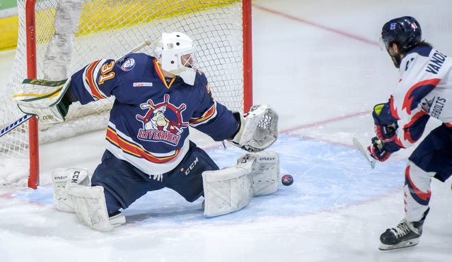 Peoria goaltender Nick Latinovich stops an Evansville shot in the third period of Game 2 of the SPHL President's Cup semifinals Friday, April 19, 2024 at the Peoria Civic Center. The Rivermen advanced to the finals with a 5-2 win.