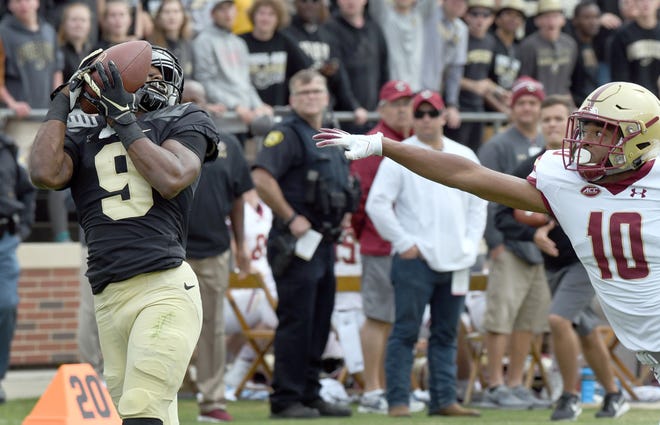 Purdue's Terry Wright with a touchdown catch in Purdue's 30-13 win in West Lafayette on Saturday September 22, 2018.